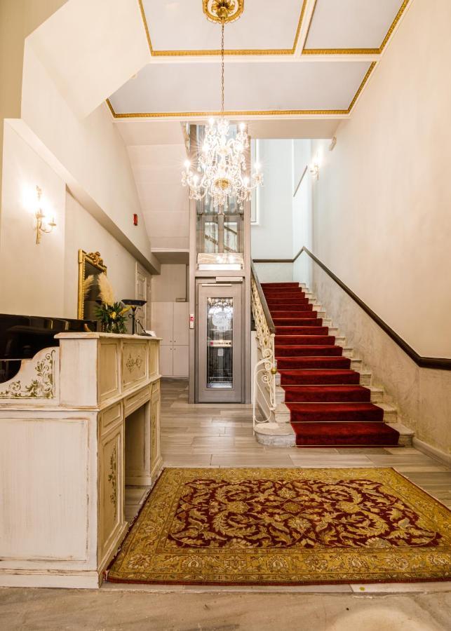 Palaiologos Luxury City Hotel Patras Exterior photo