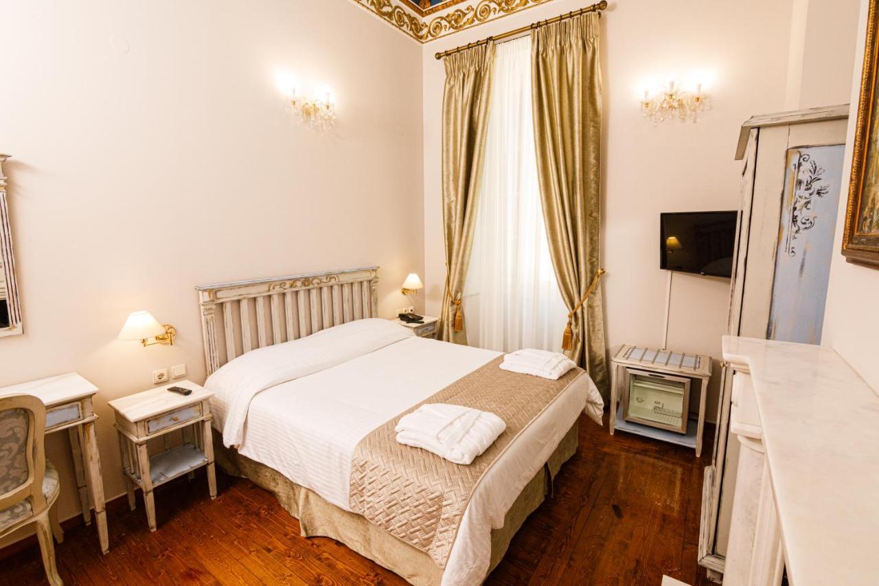 Palaiologos Luxury City Hotel Patras Exterior photo