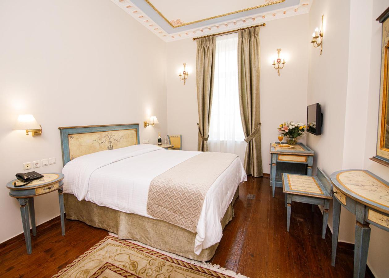 Palaiologos Luxury City Hotel Patras Exterior photo