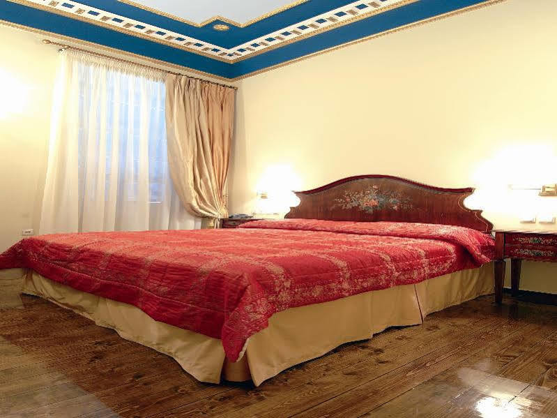 Palaiologos Luxury City Hotel Patras Exterior photo